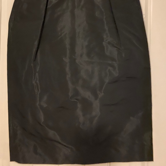 Banana Republic black pencil skirt 0 - Picture 2 of 2